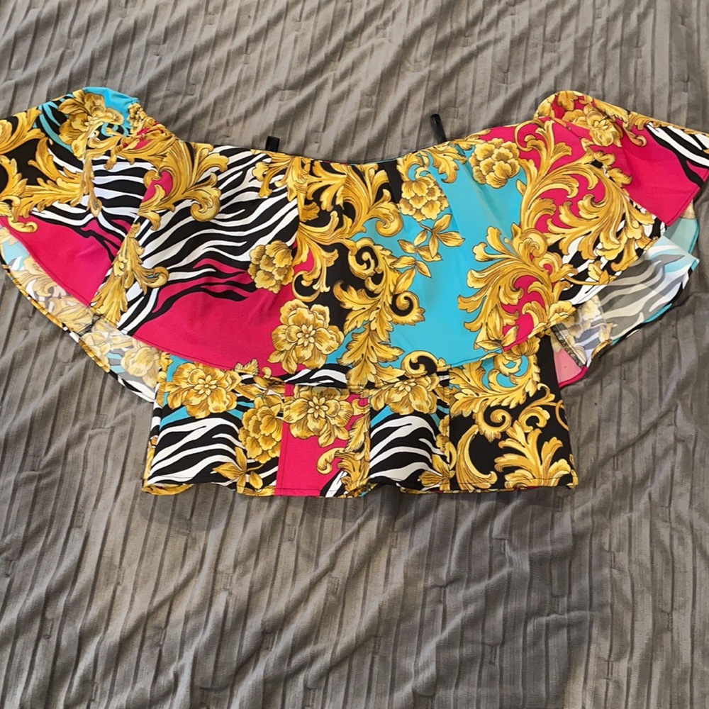 NY&C brand new off the shoulder crop. Never worn